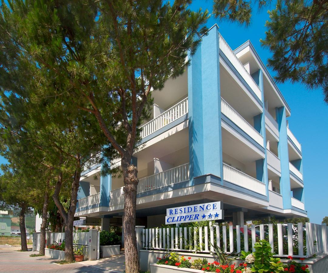 Residence Clipper Giulianova Exteriör bild